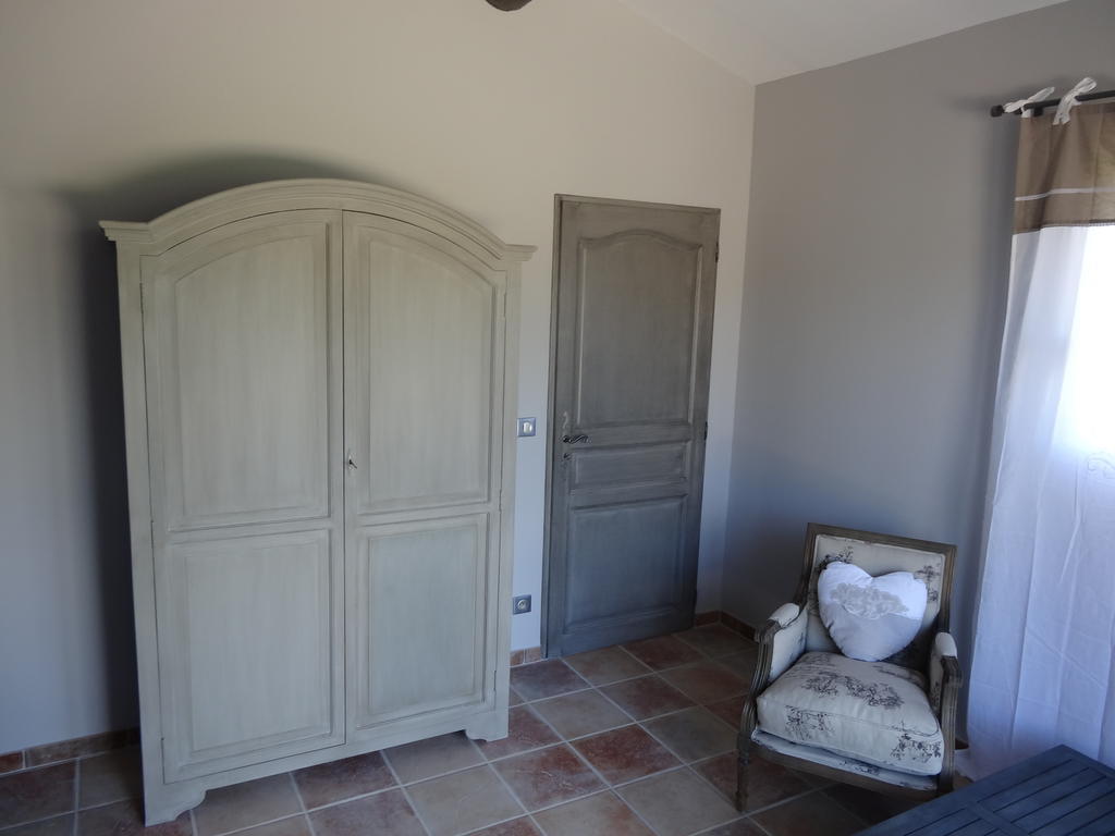Mas'Xime Hotel Saint-Remy-de-Provence Room photo
